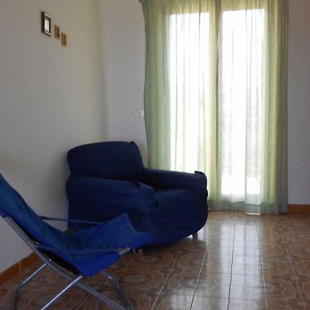 Yellow House Apartment Trappeto  Luaran gambar