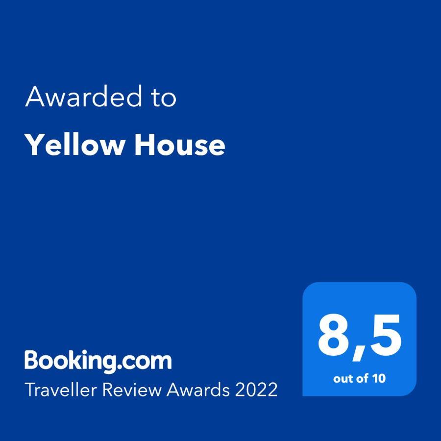Yellow House Apartment Trappeto  Luaran gambar